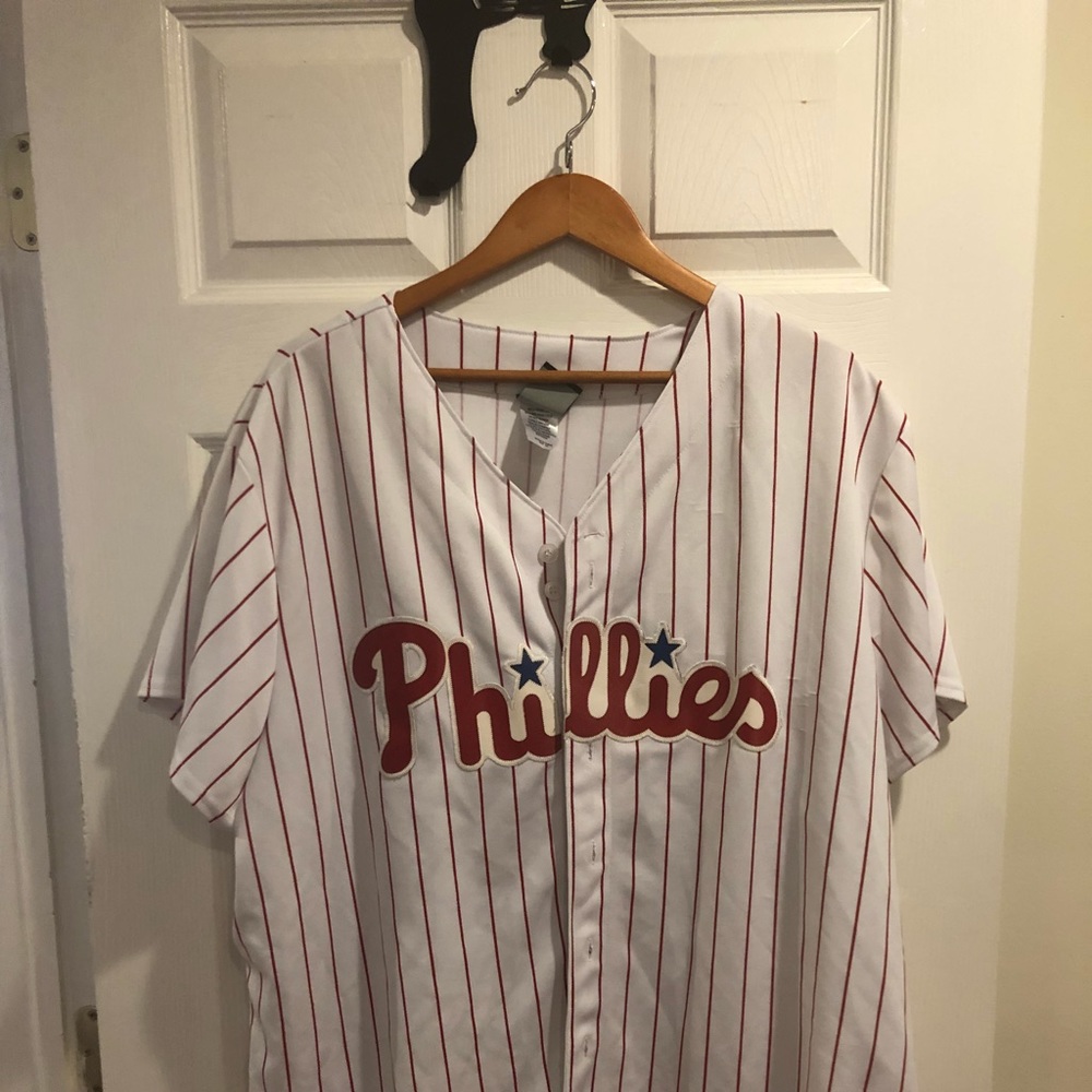 Phillies jersey no name on back
